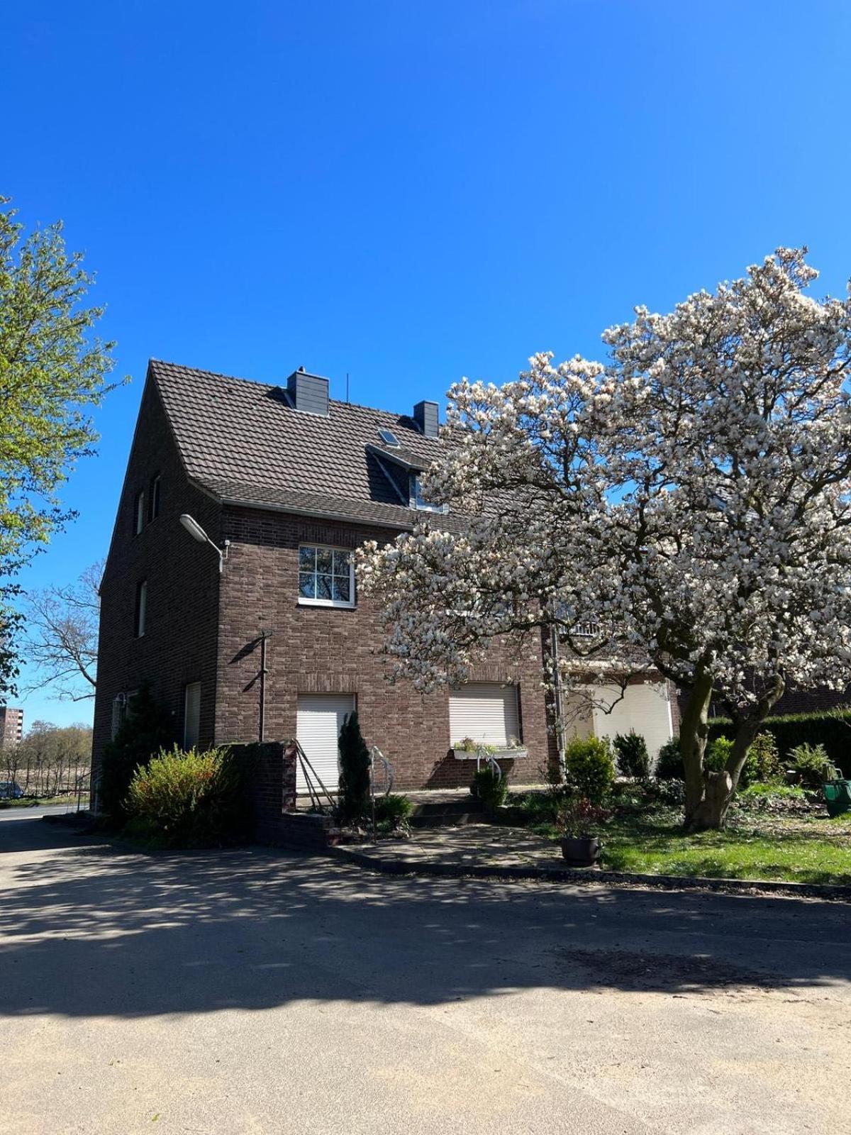 Haus Neuss-1.Og Appartement Buitenkant foto